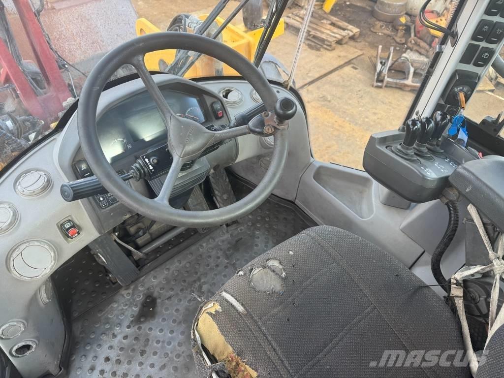 Volvo L 120 G 轮式装载机