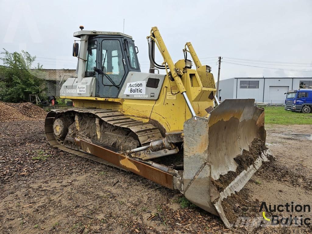 Komatsu D65EX-12 履带式推土机