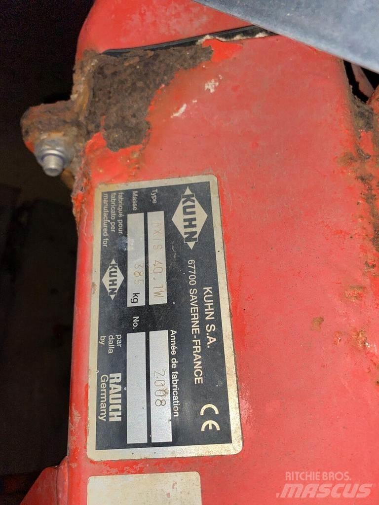 Kuhn Axis 40.1 W 矿物肥料撒播机