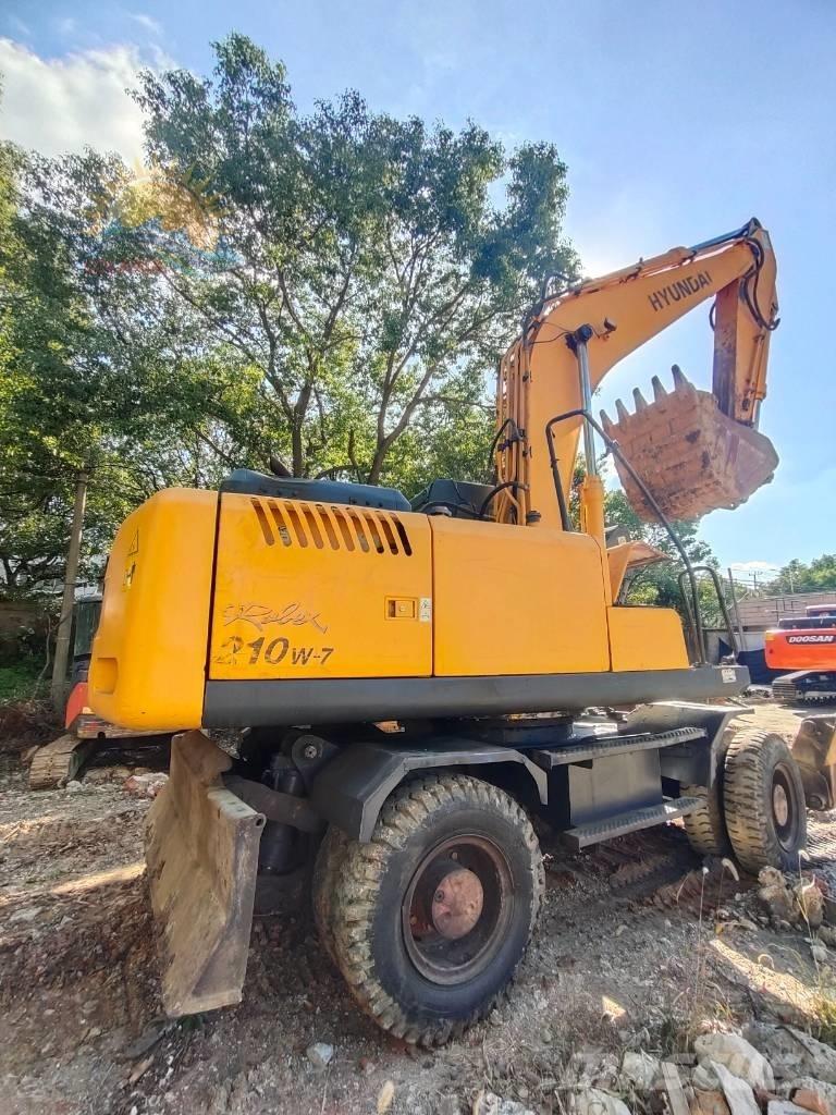 Hyundai Robex 210w-7 履带挖掘机