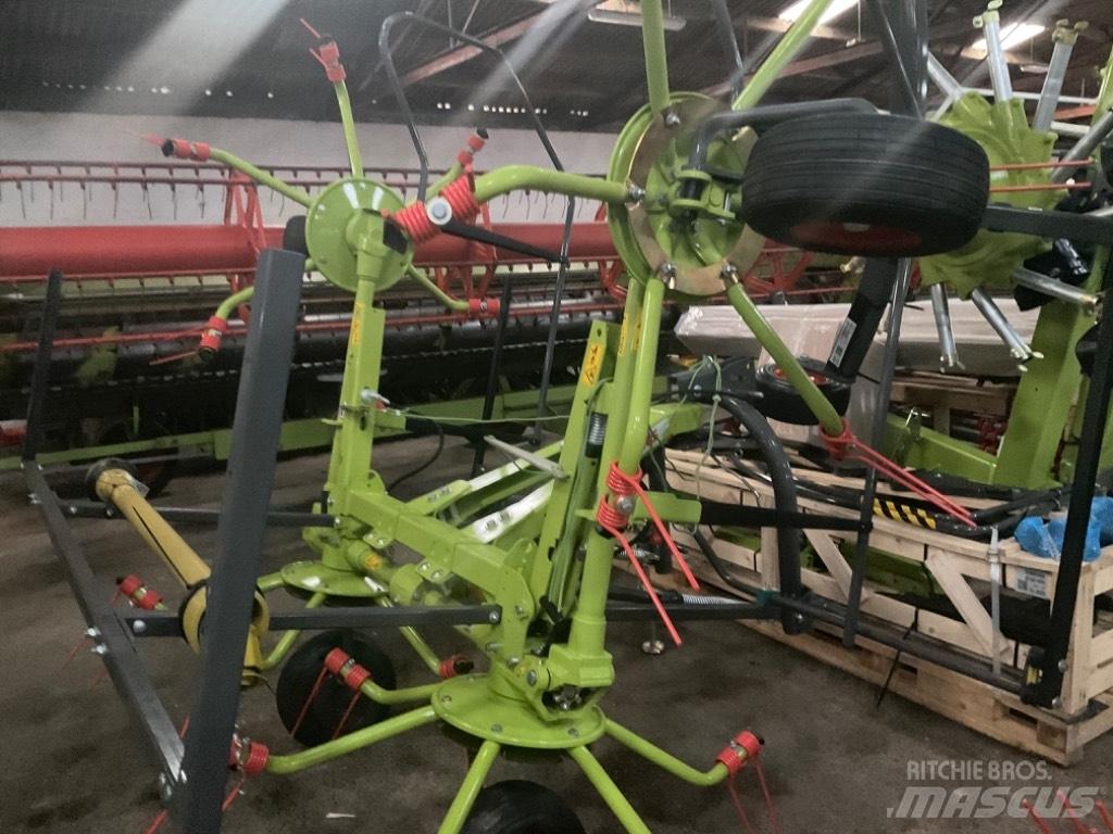 CLAAS Volto 55 犁耙和摊草机
