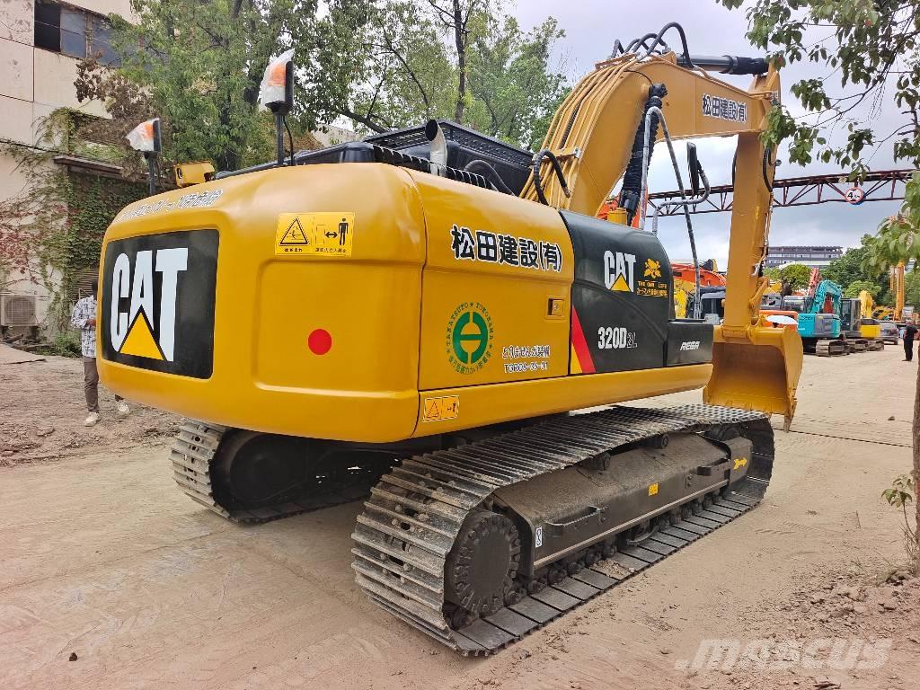 CAT 320D 履带挖掘机
