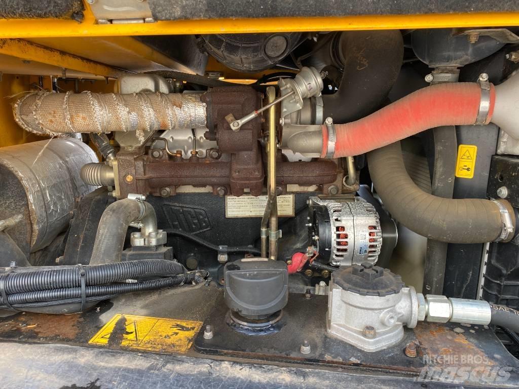 JCB 6TFT 翻斗车\公路型自卸车