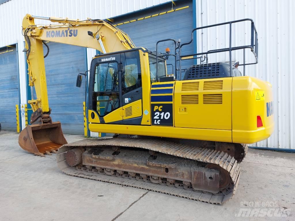 Komatsu PC210LC-10 履带挖掘机