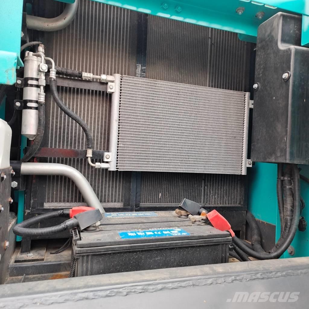 Kobelco SK 200-8 履带挖掘机