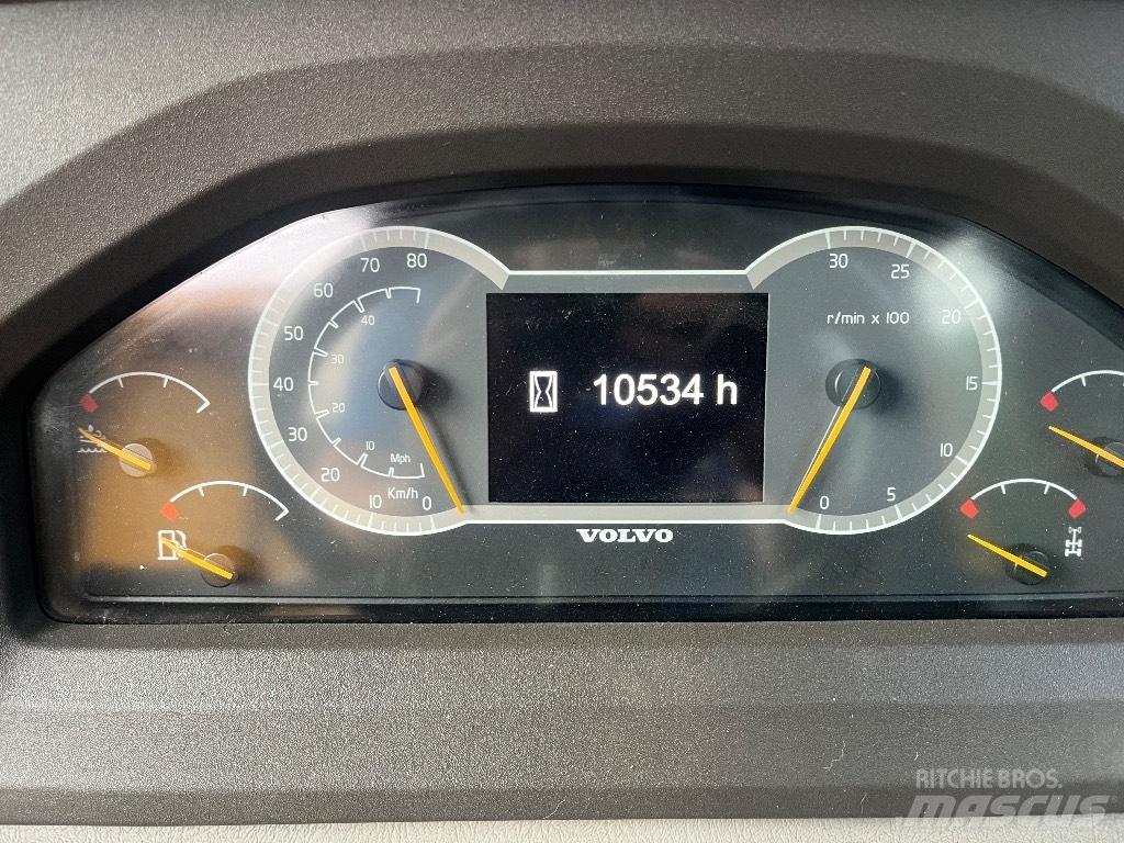 Volvo A 30 G 铰接式自卸车