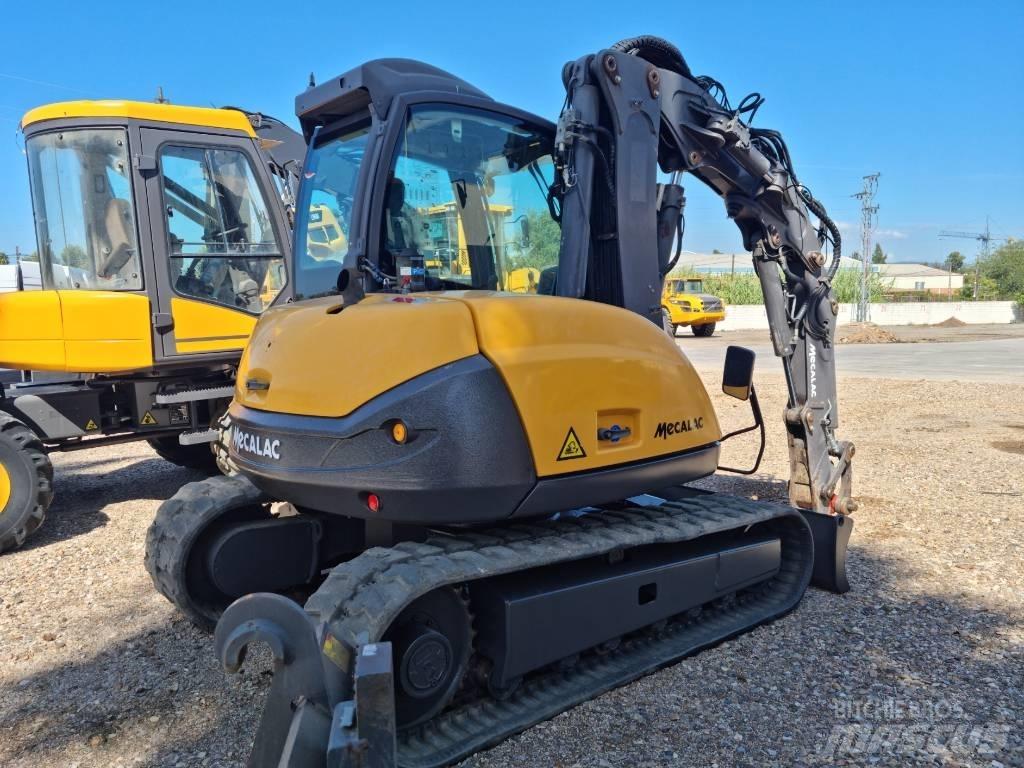 Mecalac 8 M CR 中型挖掘机