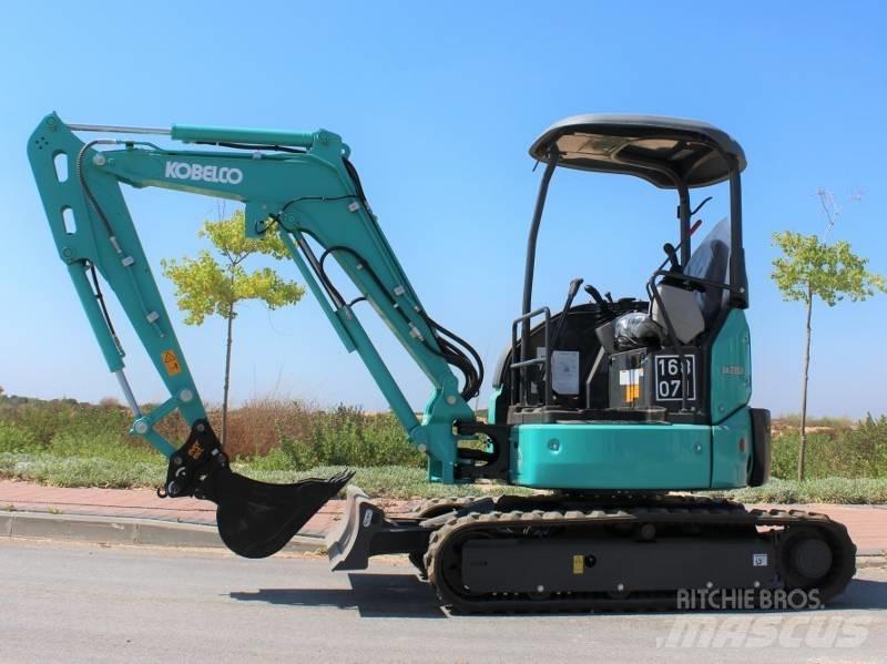 Kobelco SK28SR-6E 小型挖掘机