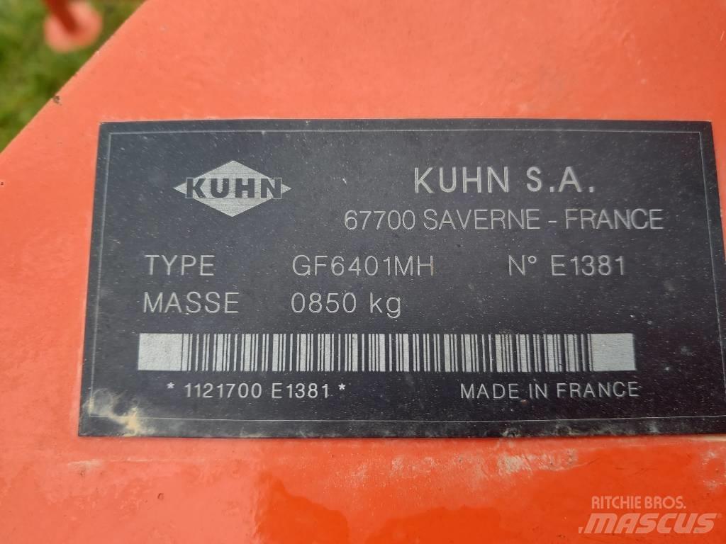 Kuhn GF 6401 M H 犁耙和摊草机