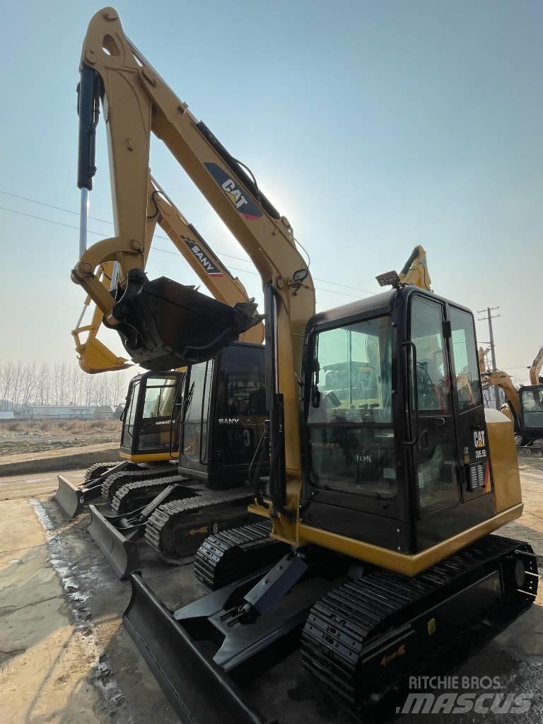 CAT 305.5 小型挖掘机