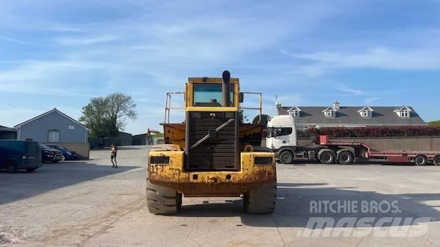 Volvo L 180 C 轮式装载机