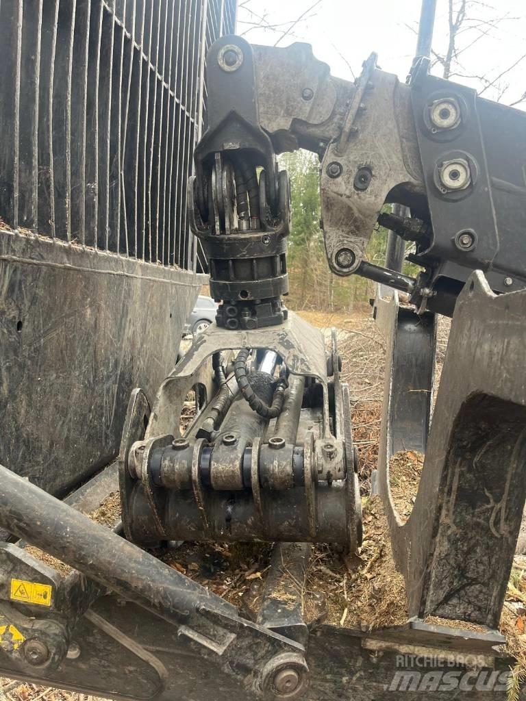 Komatsu 875 集运机