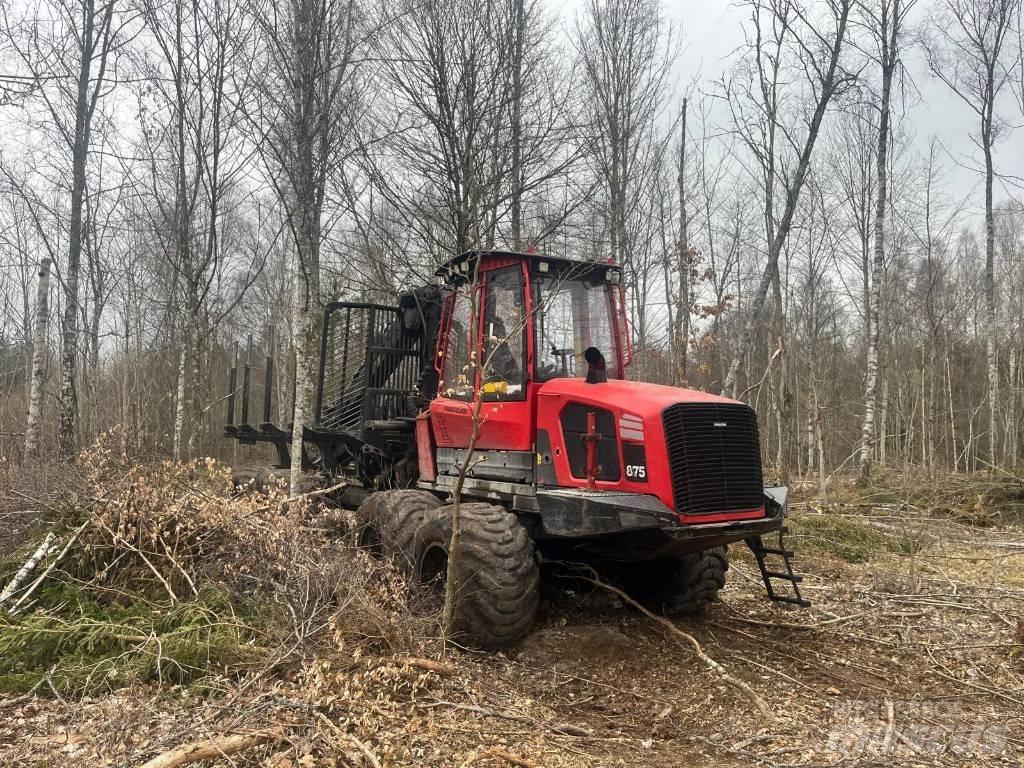 Komatsu 875 集运机
