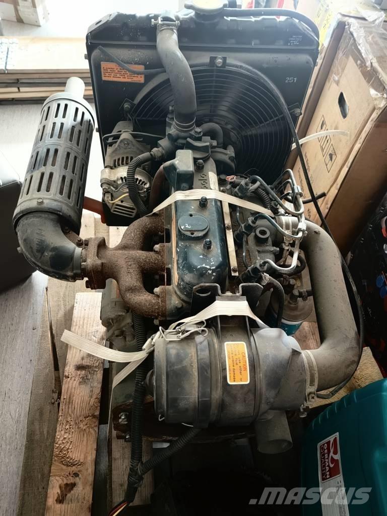 Kubota D905, D902 发动机