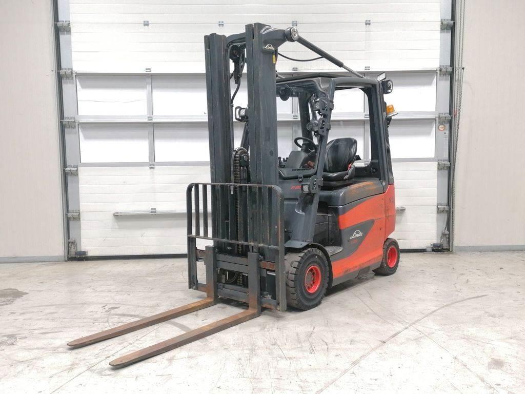 Linde E25H-01/600 电动叉车