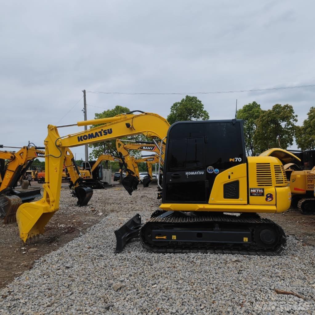 Komatsu PC 70 小型挖掘机