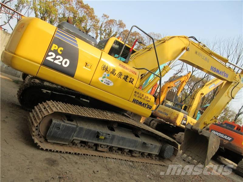 Komatsu PC 220-8 履带挖掘机