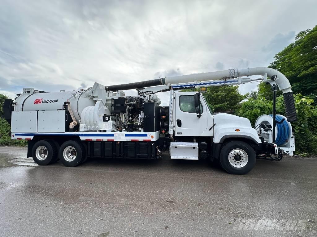 Freightliner 114 SD 组合/真空油槽车