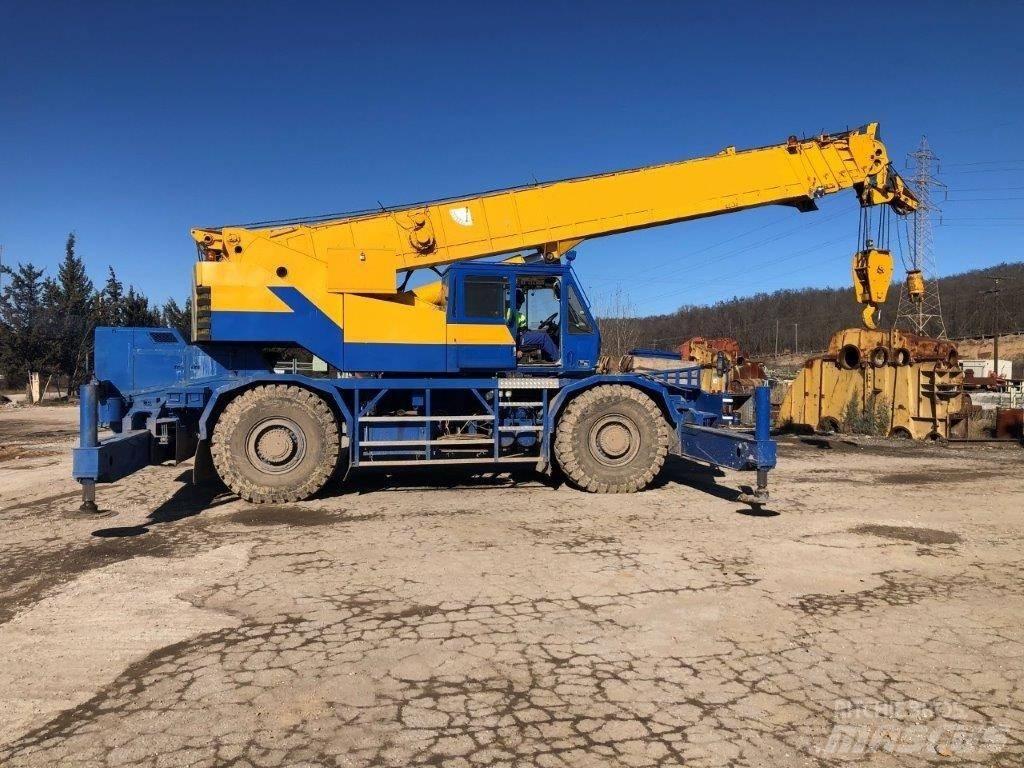 Kobelco RK 450 越野轮胎起重机︳越野吊︳越野起重机︳移动式起重机