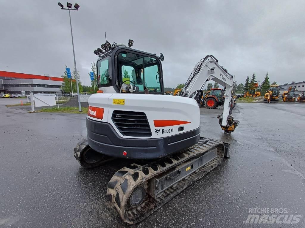 Bobcat E85 中型挖掘机