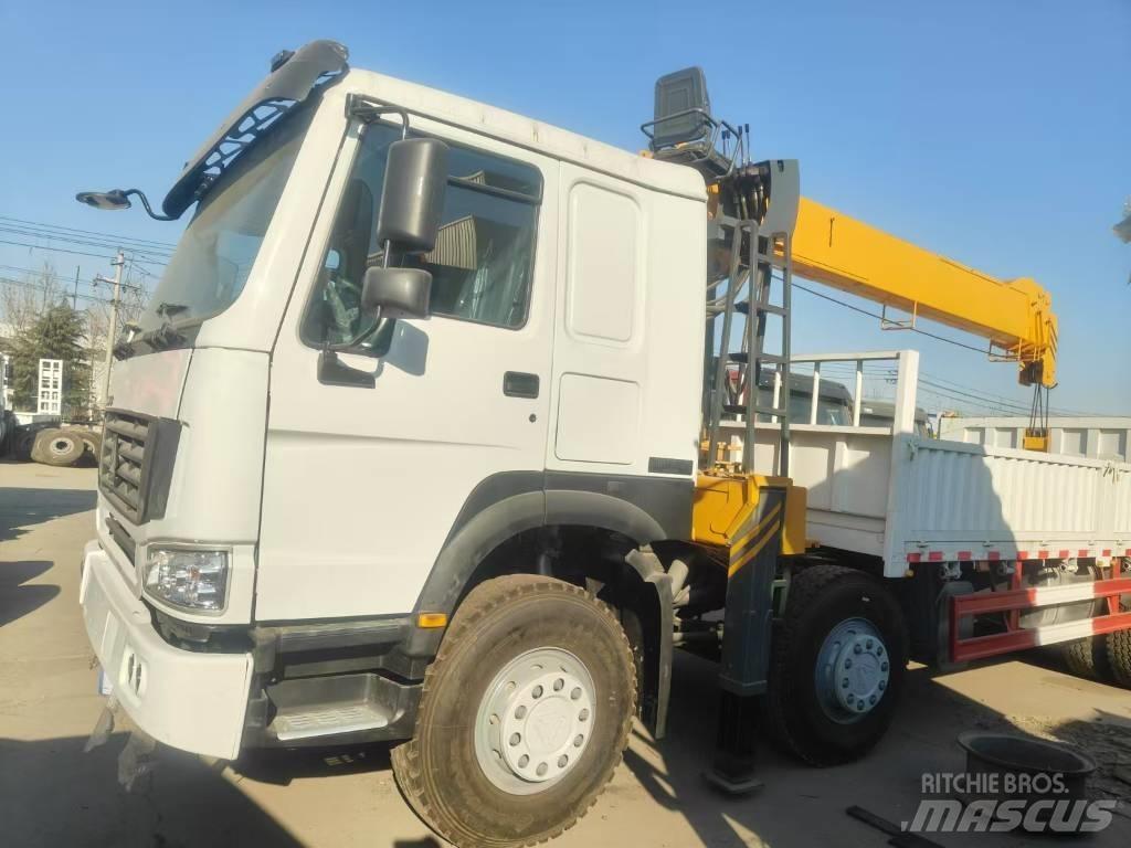 Howo 8*4 371 自卸式货车