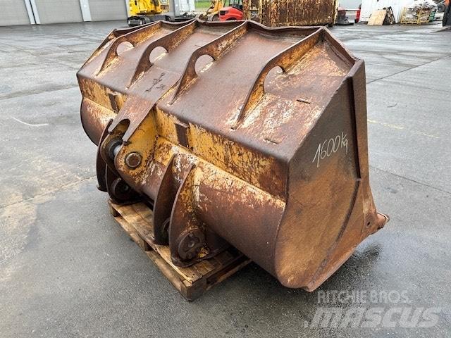 Liebherr LR 632 挖斗