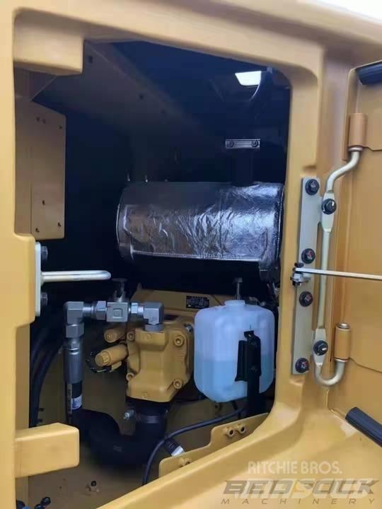 CAT 307.5 小型挖掘机