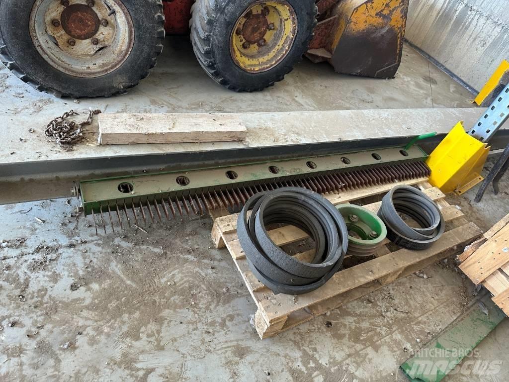 John Deere T 660 联合收割机