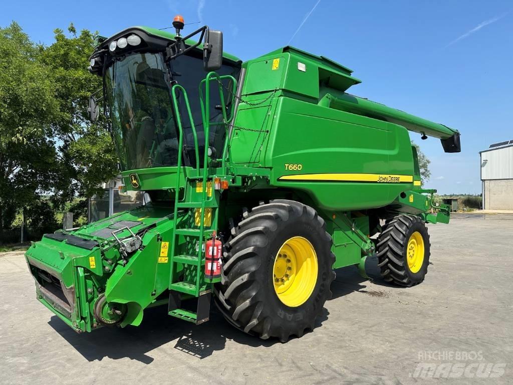 John Deere T 660 联合收割机