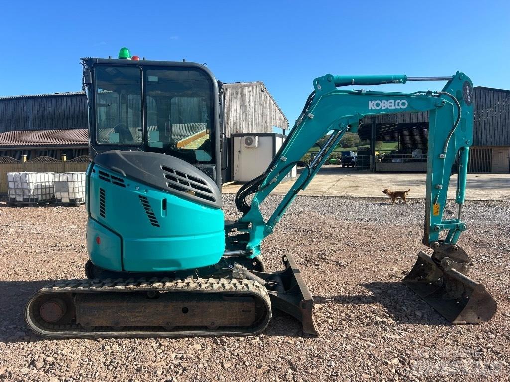 Kobelco SK 28 SR 小型挖掘机