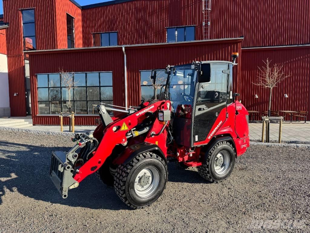 Weidemann 1390 滑移装载机
