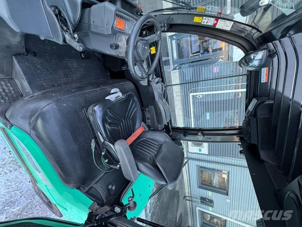 Mitsubishi FD25N3 柴油叉车