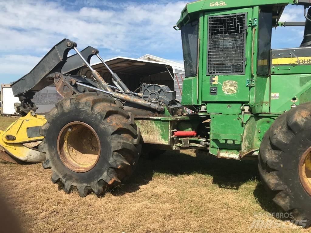 John Deere 648 L 粉碎机