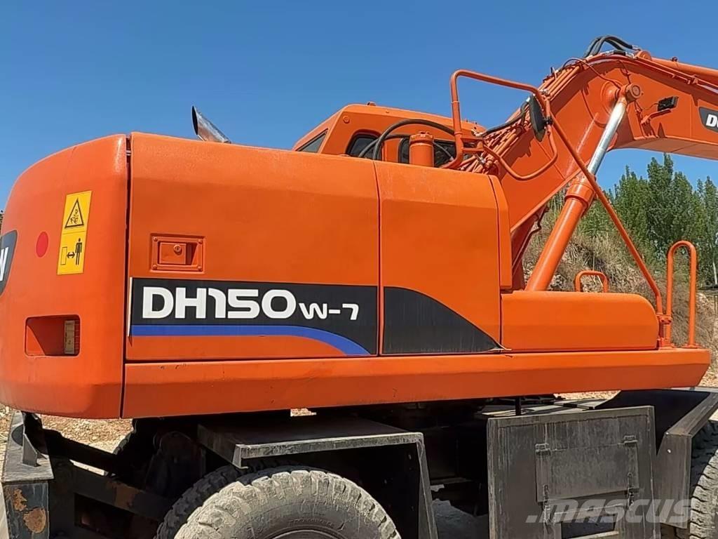 Doosan DH150 W-7 轮式挖掘机