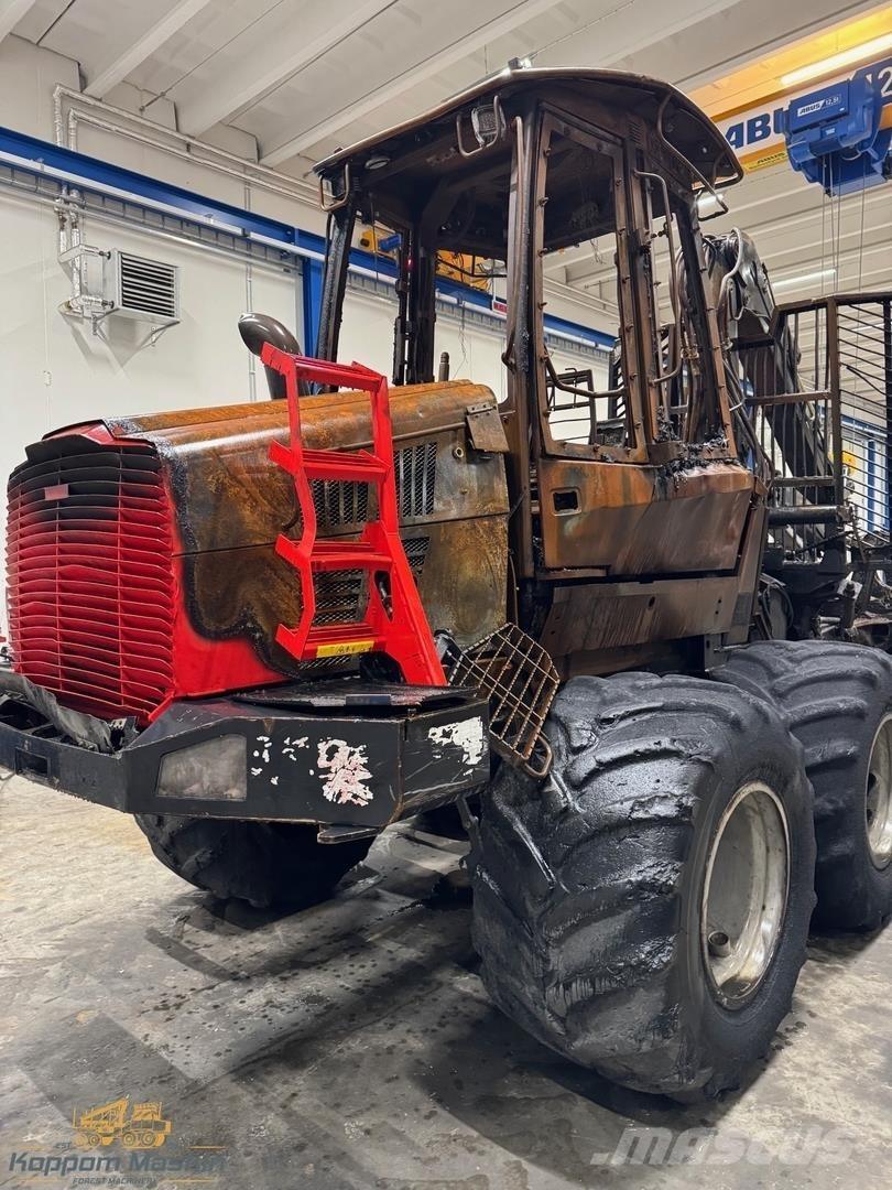 Komatsu 845 集运机