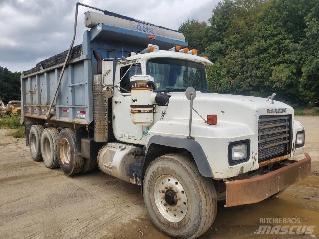 Mack RD688s 自卸式货车