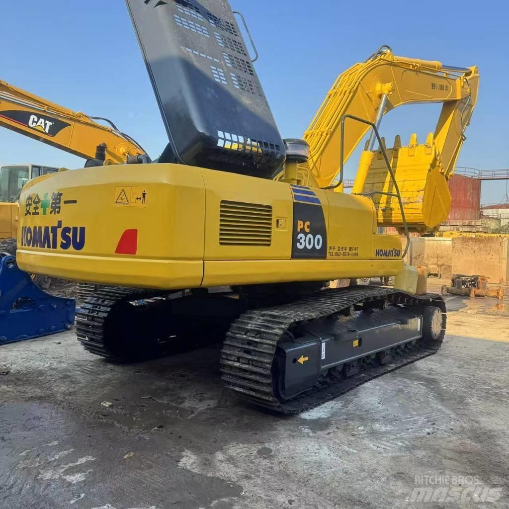 Komatsu PC 300 履带挖掘机