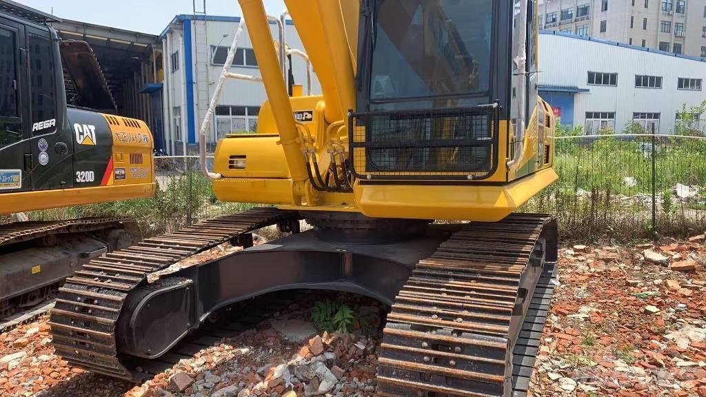 Komatsu PC 210 LC 履带挖掘机
