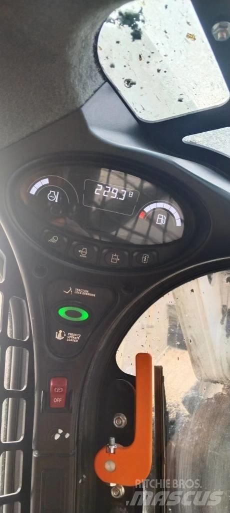 Bobcat S 510 滑移装载机