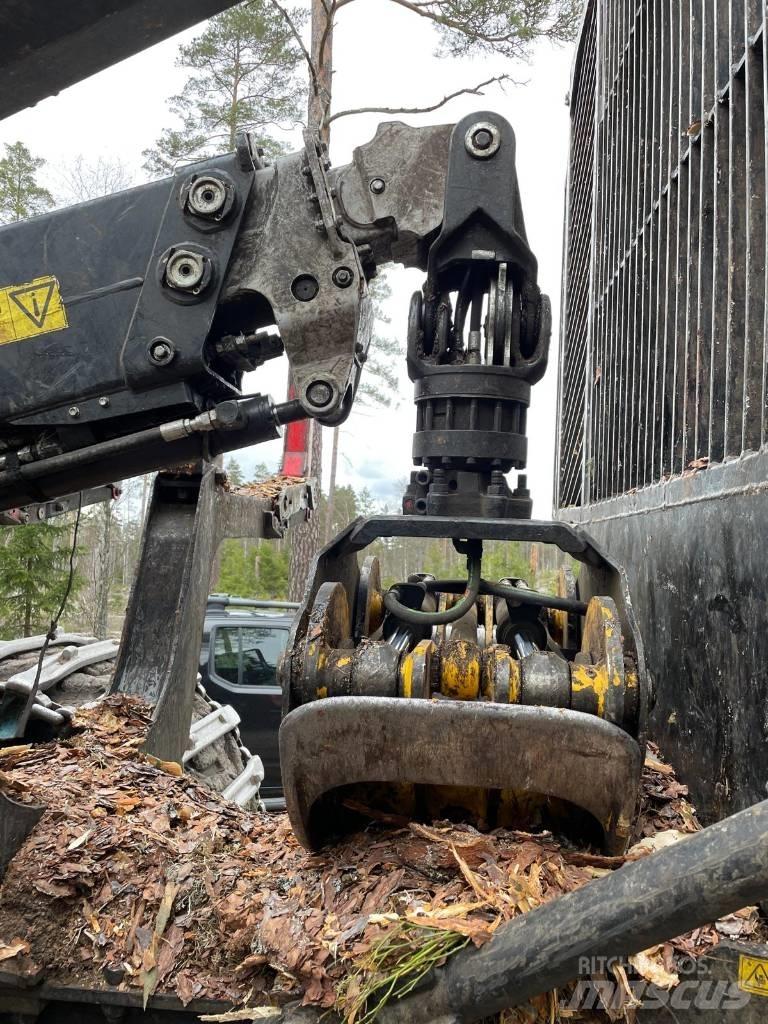 Komatsu 895 集运机