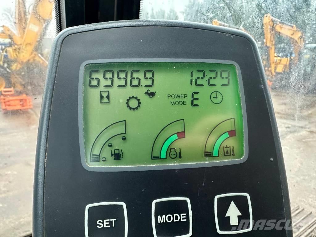 JCB JZ 255 LC 履带挖掘机