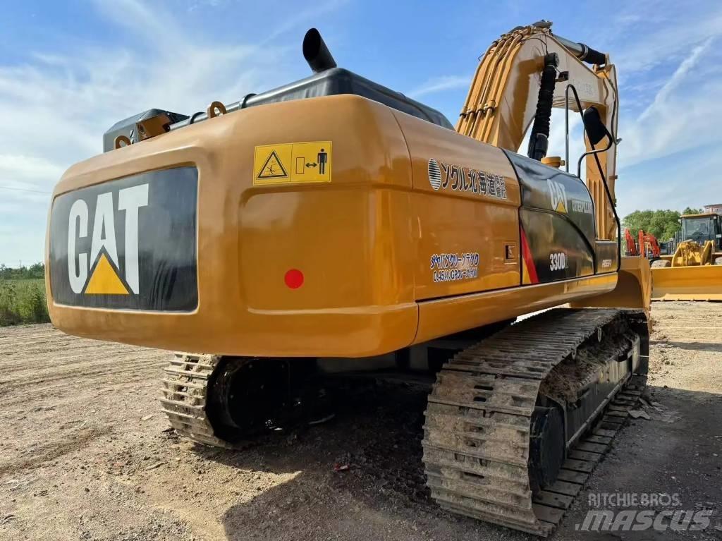 CAT 330 D2 中型挖掘机