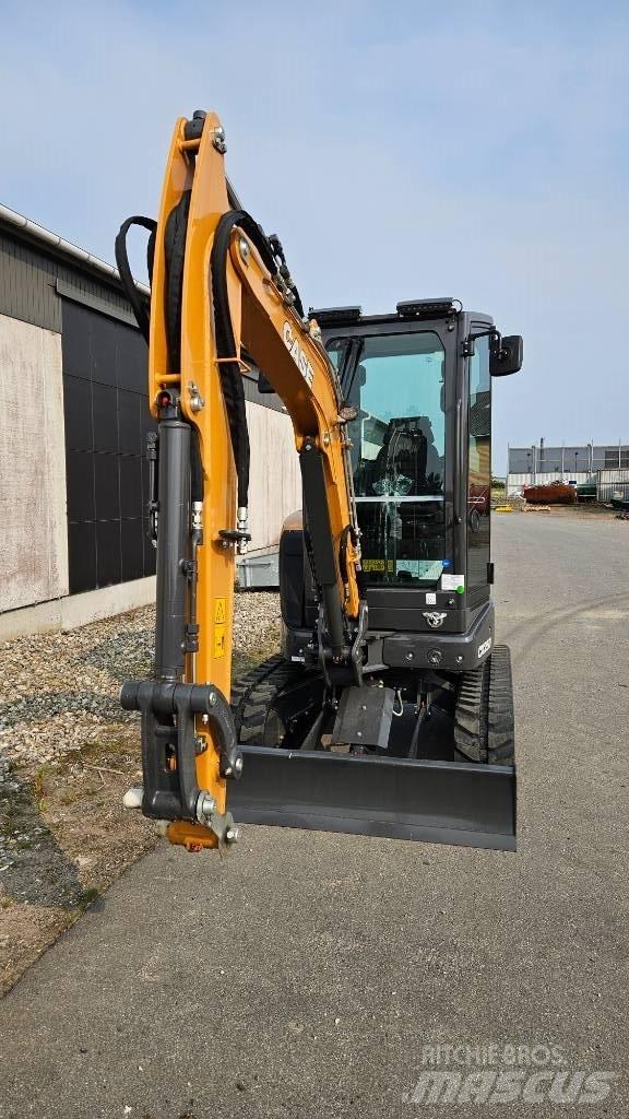 CASE CX25D 小型挖掘机