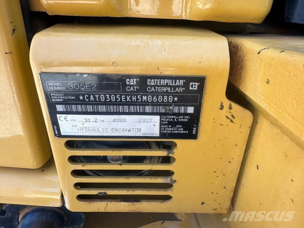 CAT 305 小型挖掘机