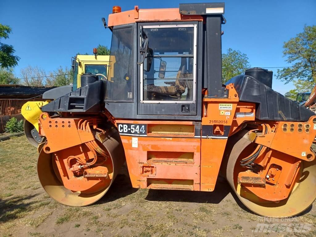 CAT CB 544 双轮压路机