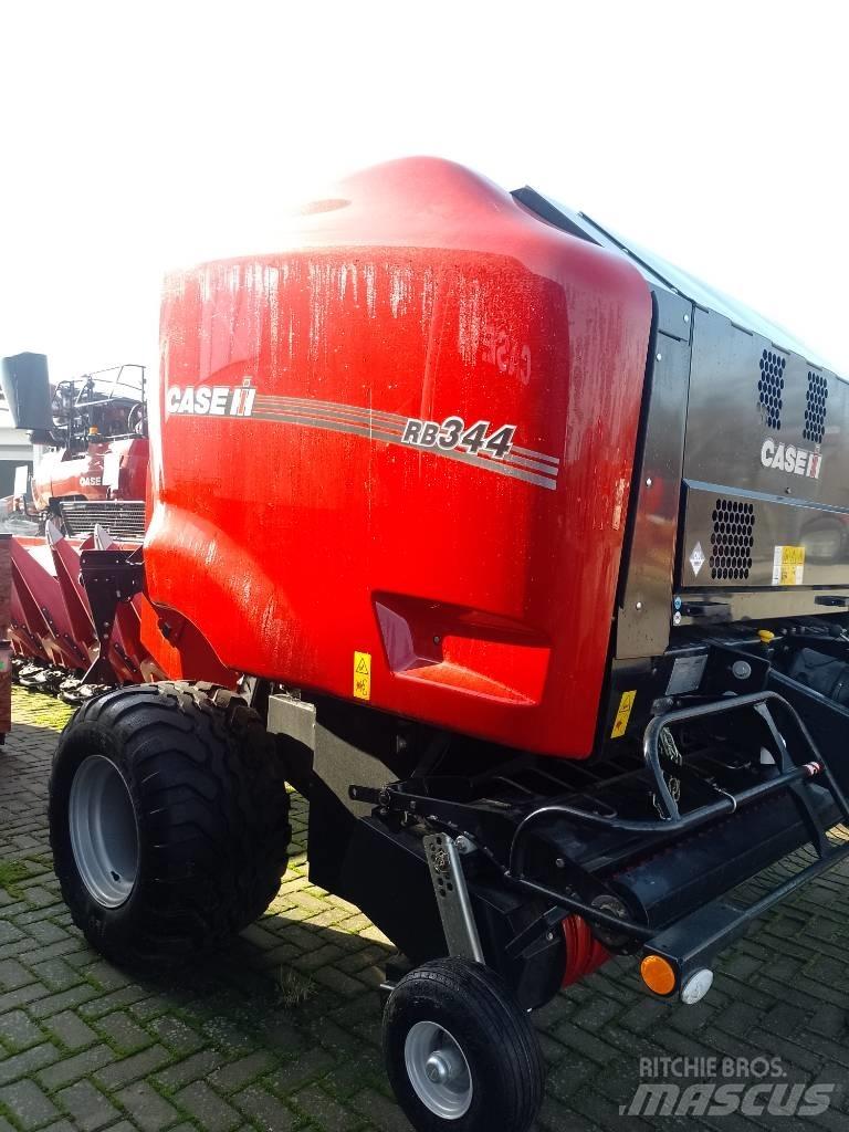 Case IH RB 344 圆捆打捆机