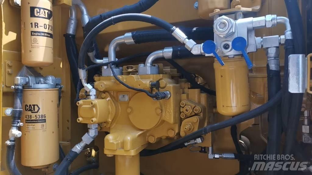 CAT 320GC 履带挖掘机