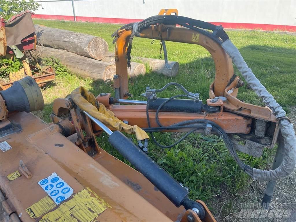 Berti B 180 牧场割草机和切顶器