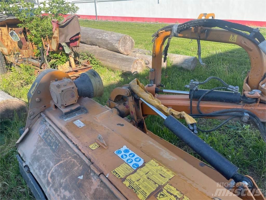 Berti B 180 牧场割草机和切顶器