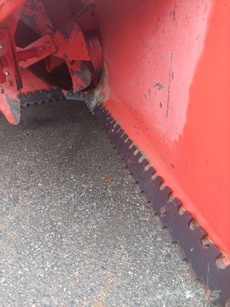 Esko 2252 H 扬雪机